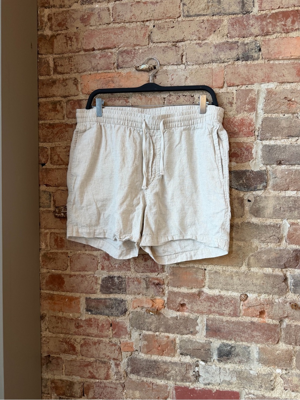 H&M Women’s Linen Khaki Shorts Size Medium
